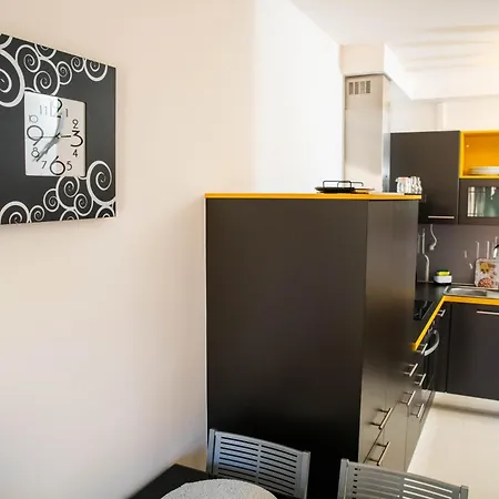 La Rosa Apartment